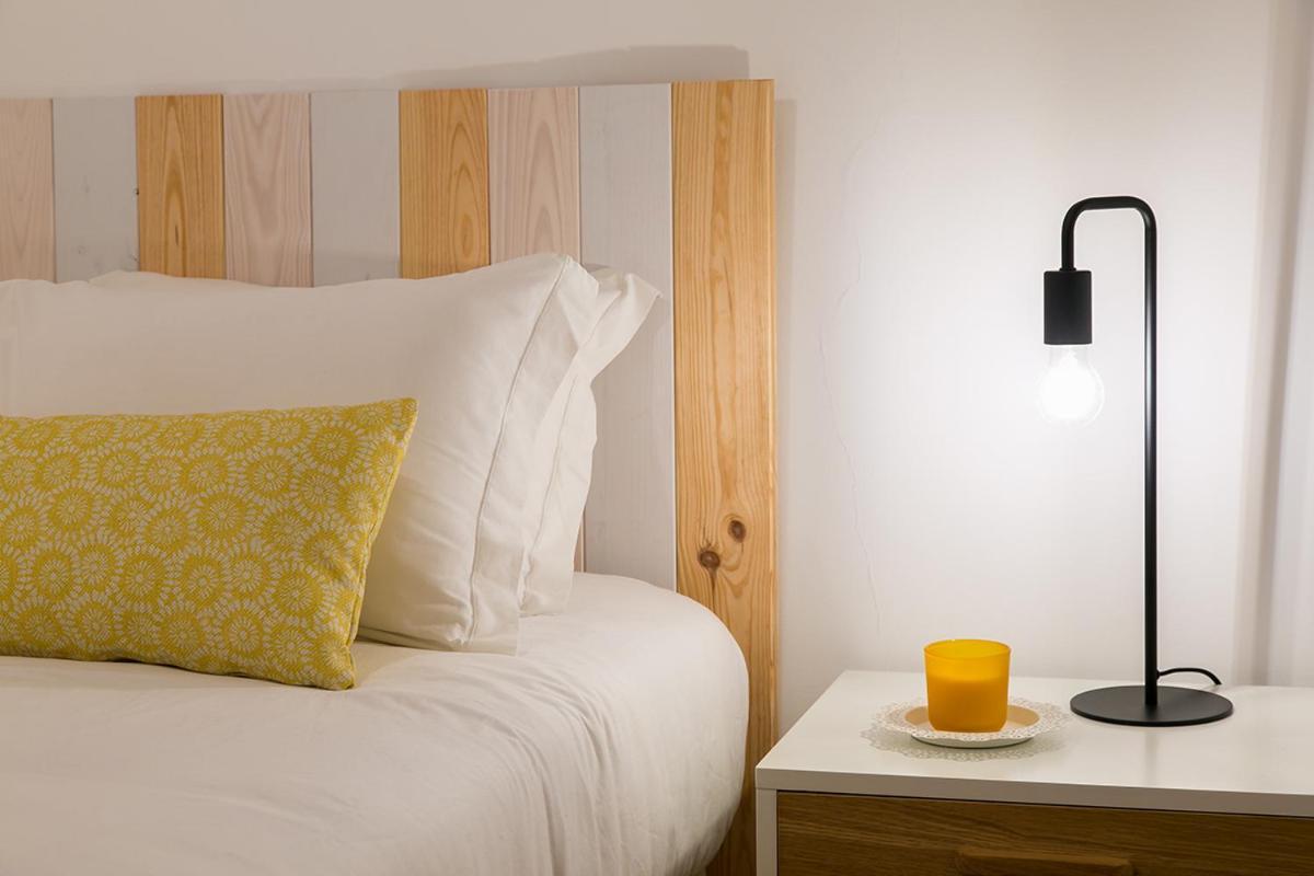 Lovelystay - Cozy 3Bdr Apartment In Estrela Lissabon Exterior foto
