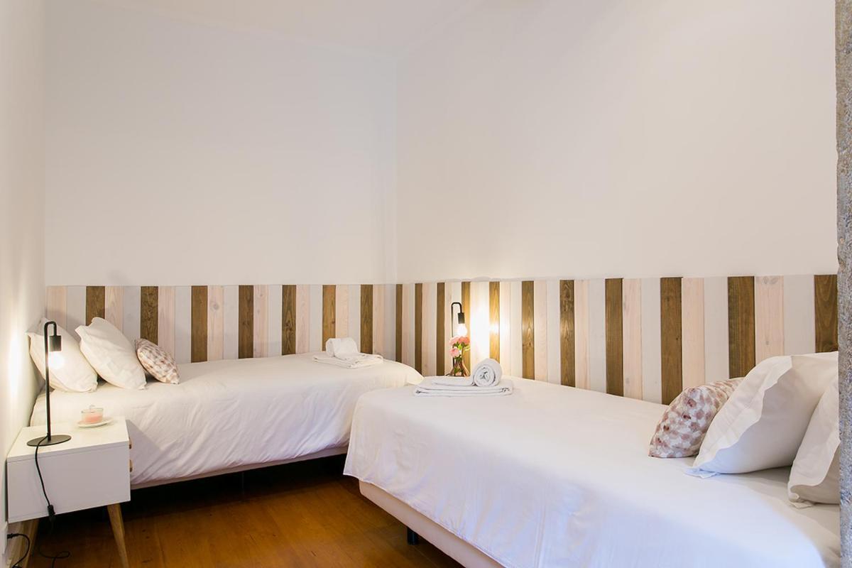 Lovelystay - Cozy 3Bdr Apartment In Estrela Lissabon Exterior foto